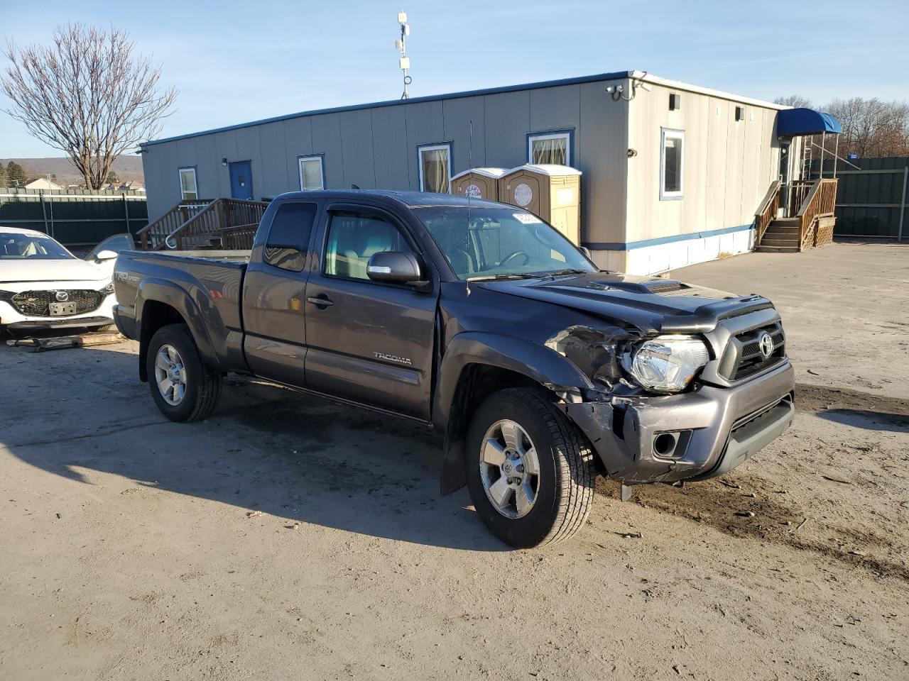 2015 TOYOTA TACOMA ACC - Фото 4