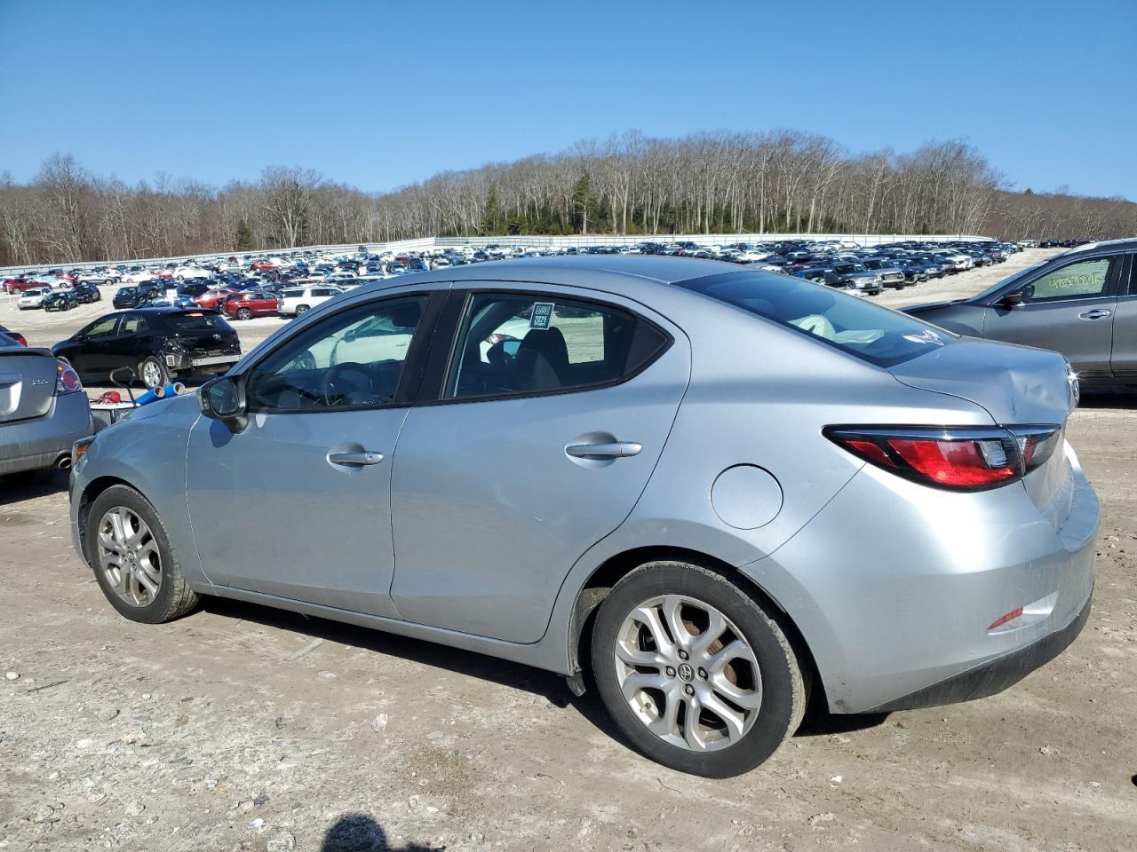 2017 TOYOTA YARIS IA - Image 2