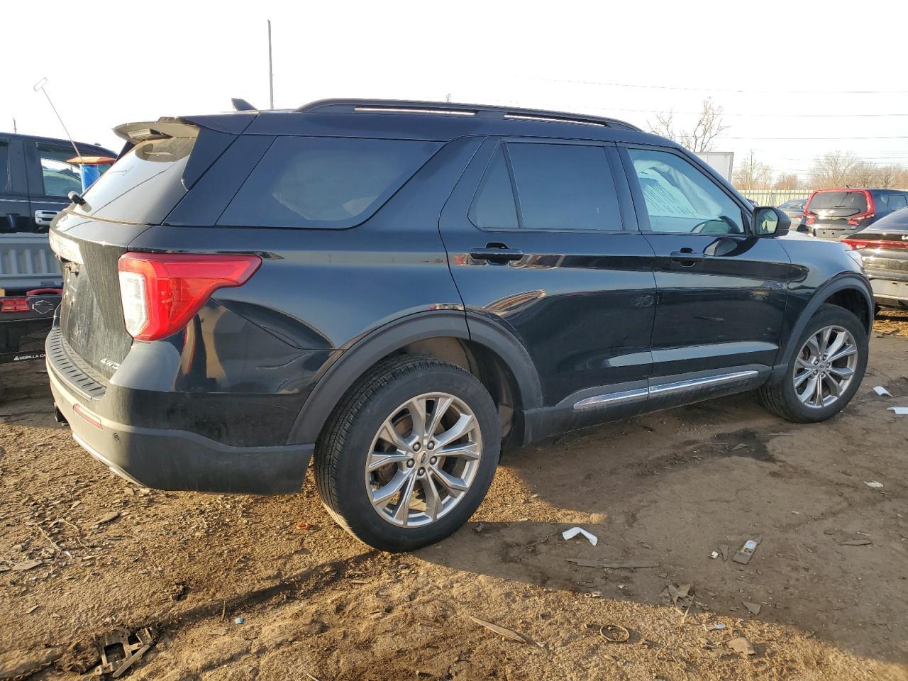 2023 FORD EXPLORER X - Image 3