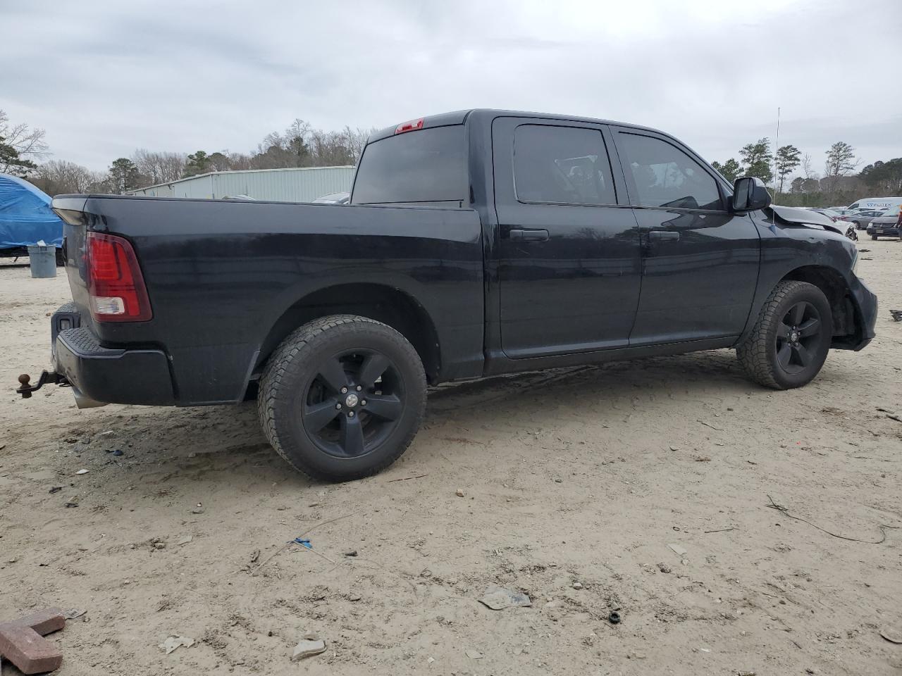 2014 RAM 1500 ST - Image 3
