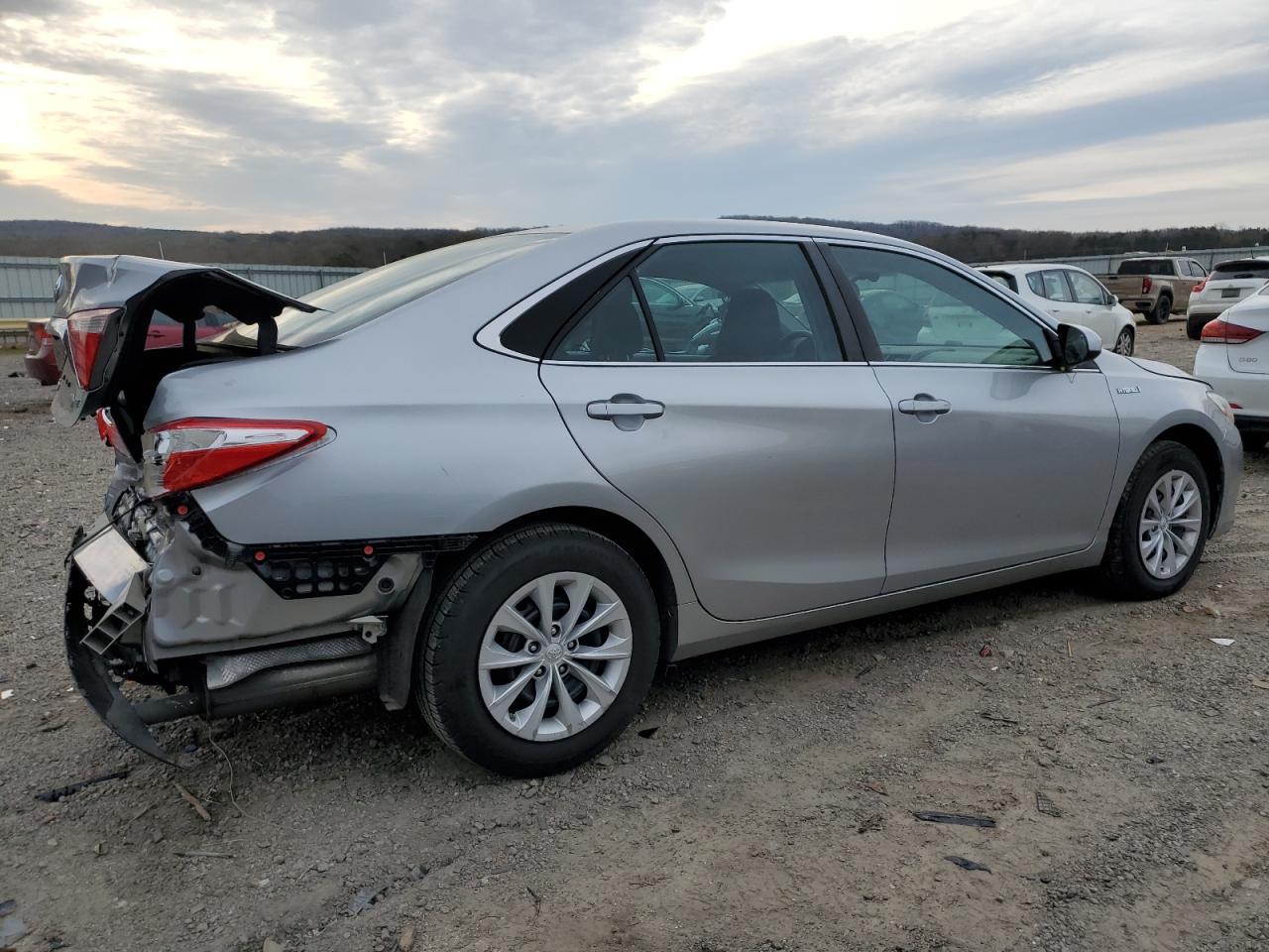 2017 TOYOTA CAMRY HYBR - Image 3