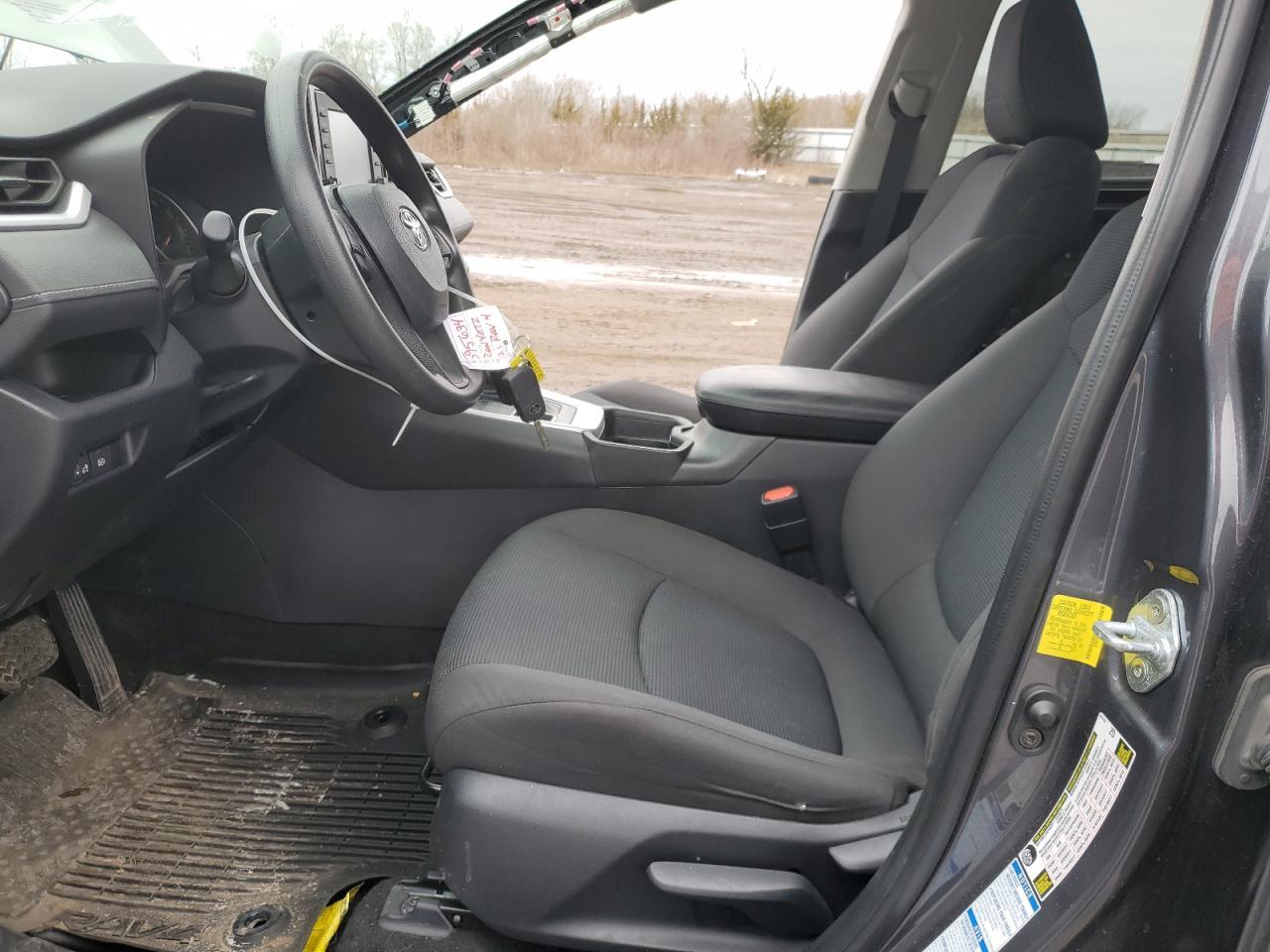 2021 TOYOTA RAV4 LE - Image 7