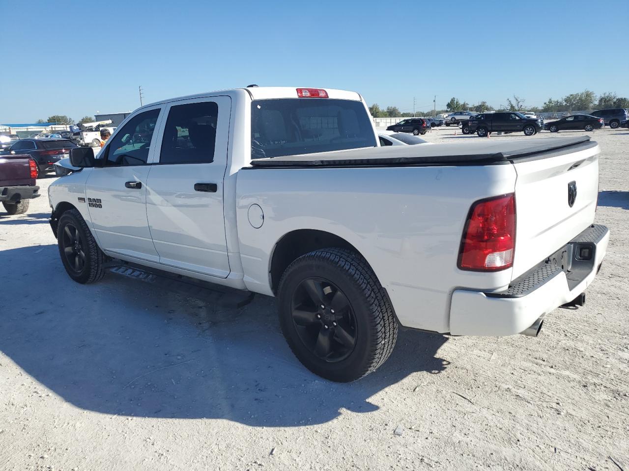 2017 RAM 1500 ST - Image 2