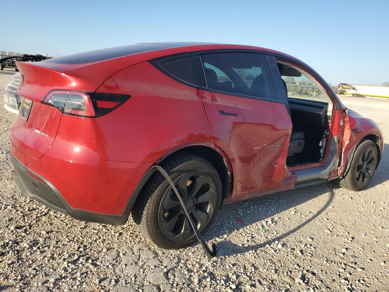 2023 TESLA MODEL Y - Фото 3