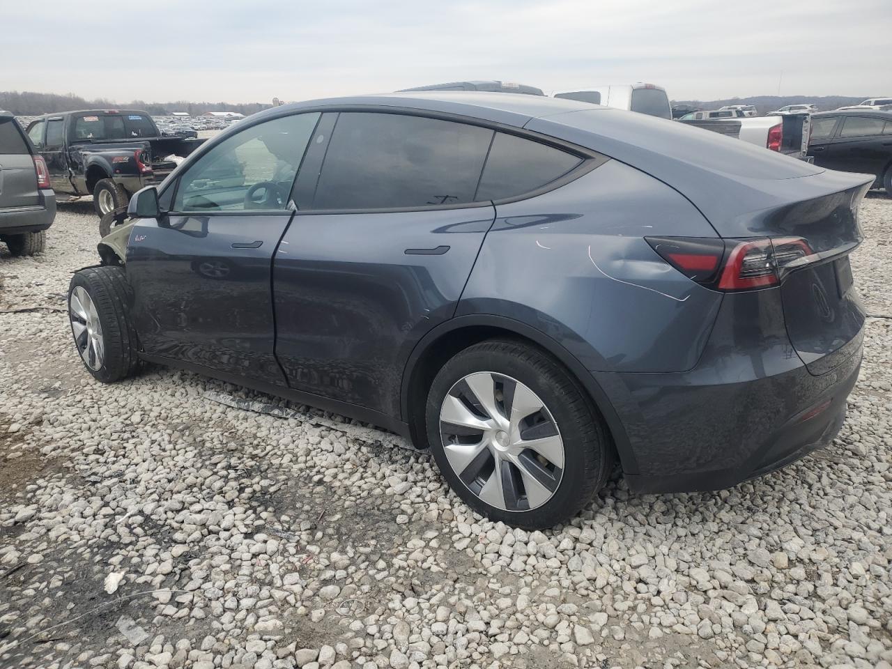 2023 TESLA MODEL Y - Image 2