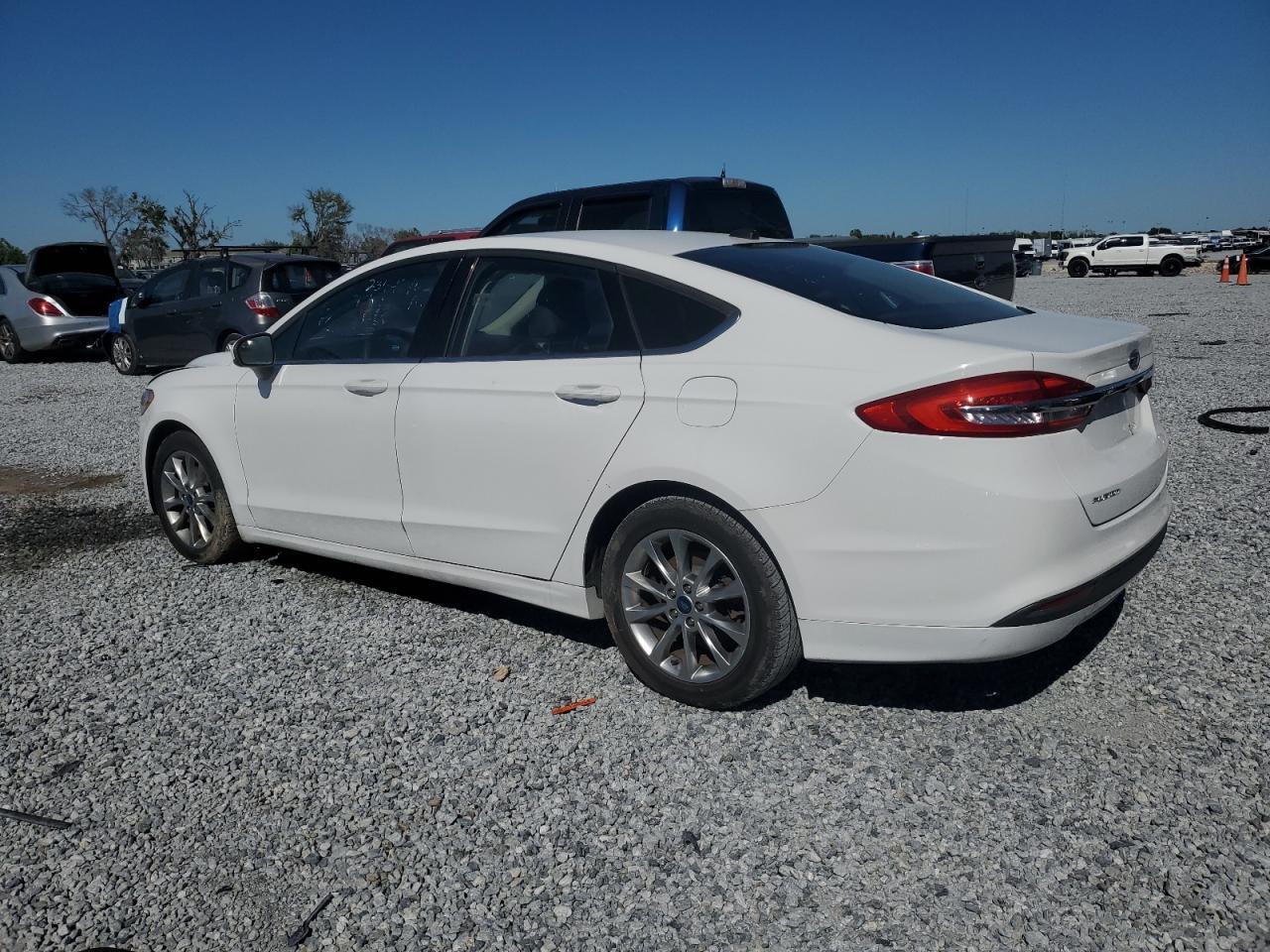 2017 FORD FUSION SE - Фото 2