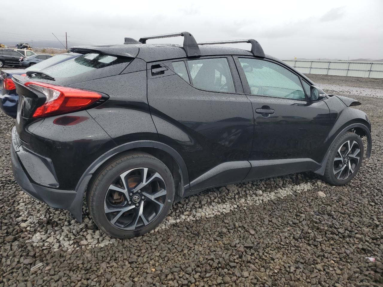 2018 TOYOTA C-HR XLE - Image 3