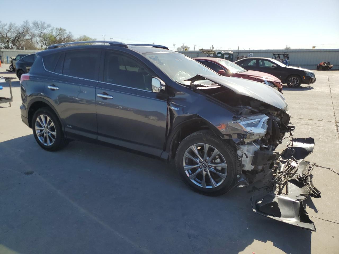 2017 TOYOTA RAV4 HV LI - Image 4
