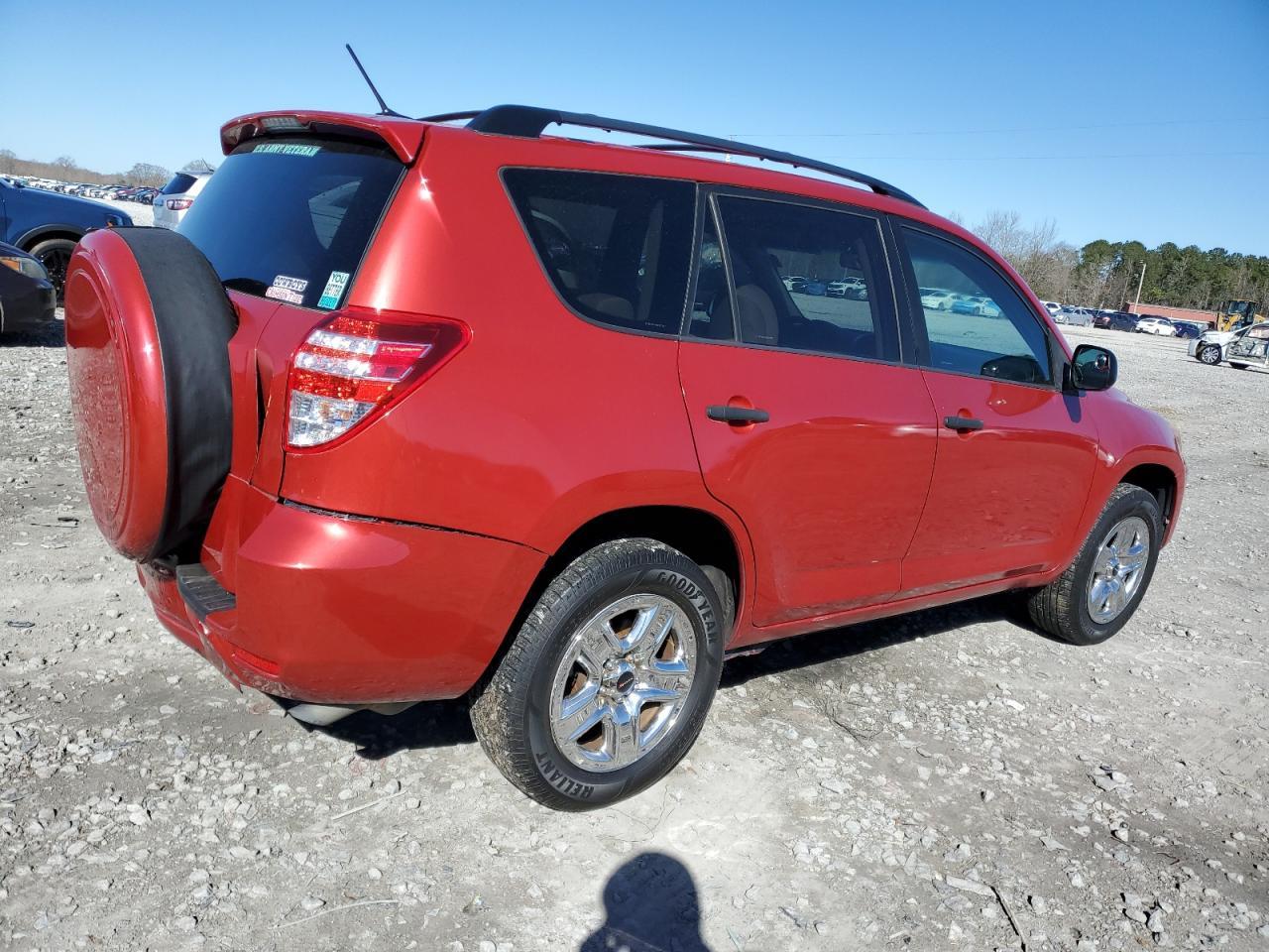 2011 TOYOTA RAV4 - Фото 3