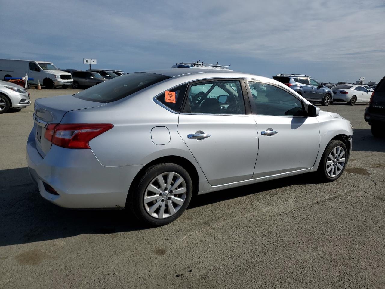 2018 NISSAN SENTRA S - Фото 3