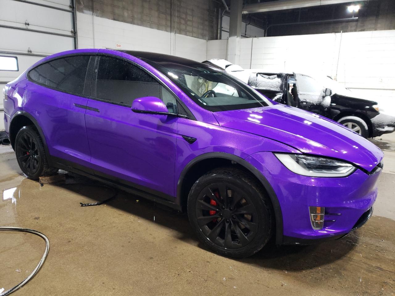 2016 TESLA MODEL X - Фото 4