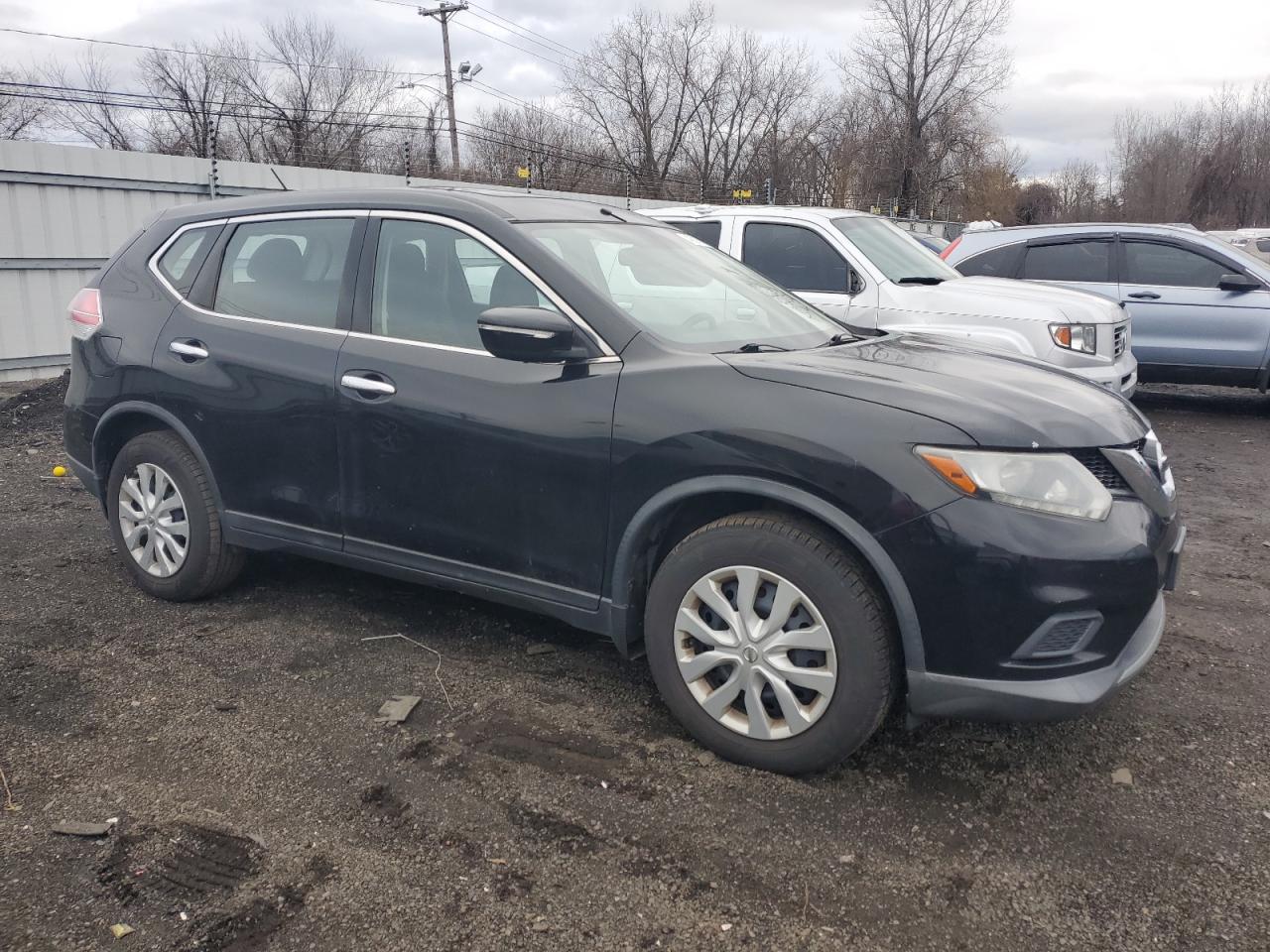 2015 NISSAN ROGUE S - Фото 4