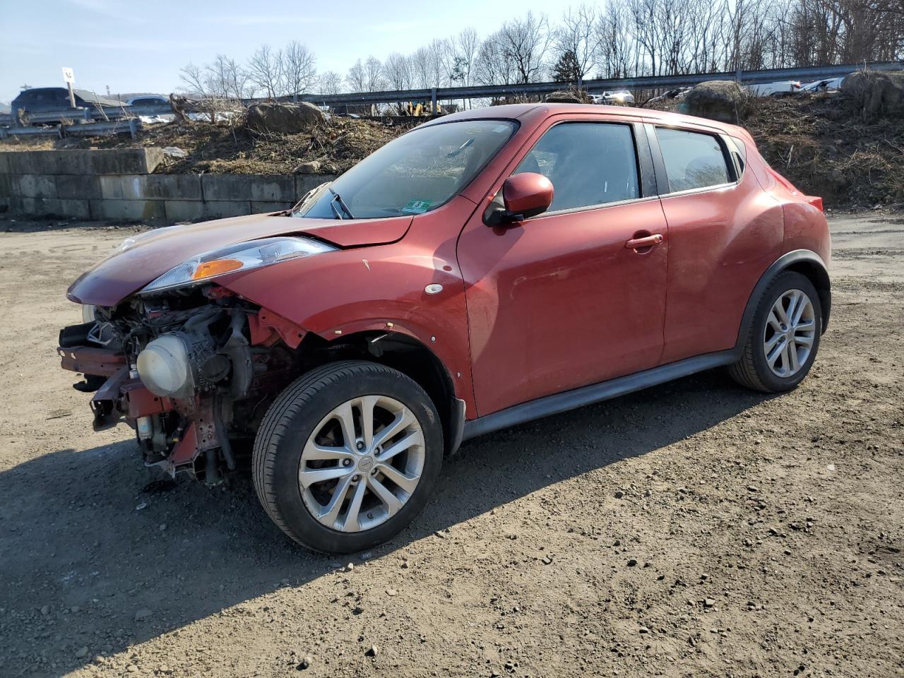 2011 NISSAN JUKE S
