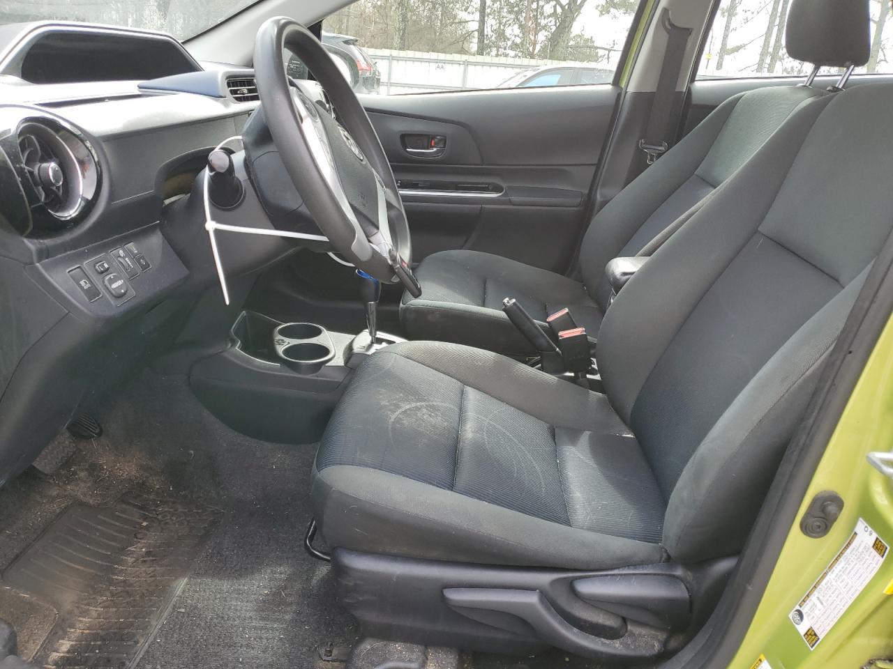 2016 TOYOTA PRIUS C - Фото 7