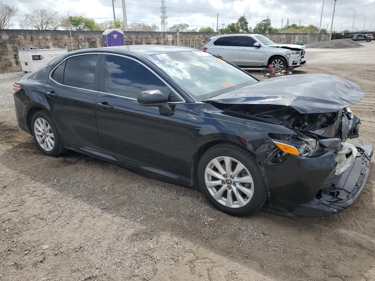 2020 TOYOTA CAMRY LE - Image 4