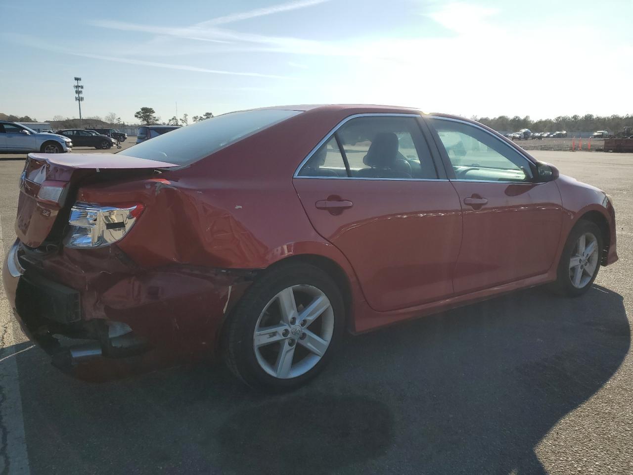 2013 TOYOTA CAMRY L - Фото 3