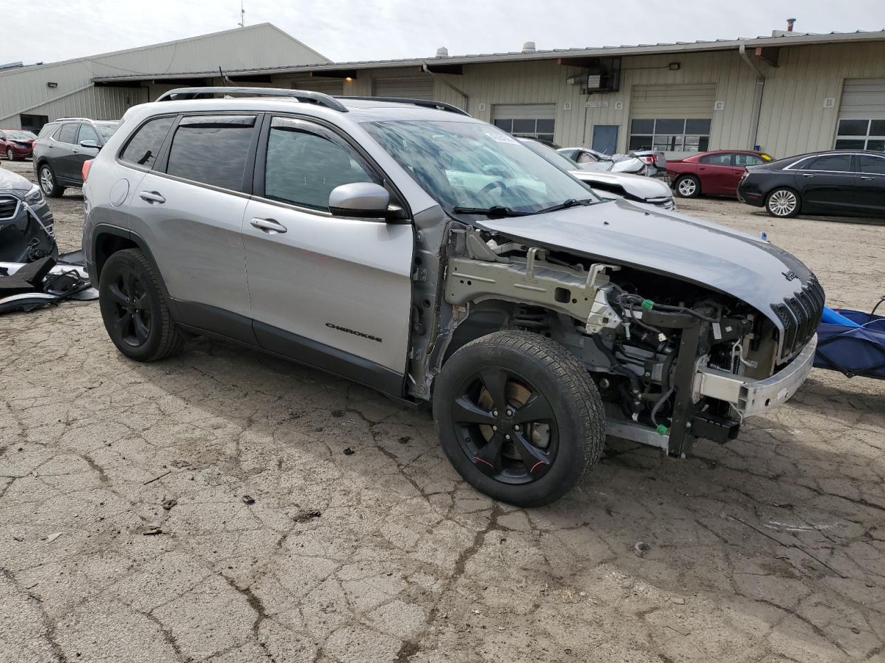 2017 JEEP CHEROKEE L - Image 4