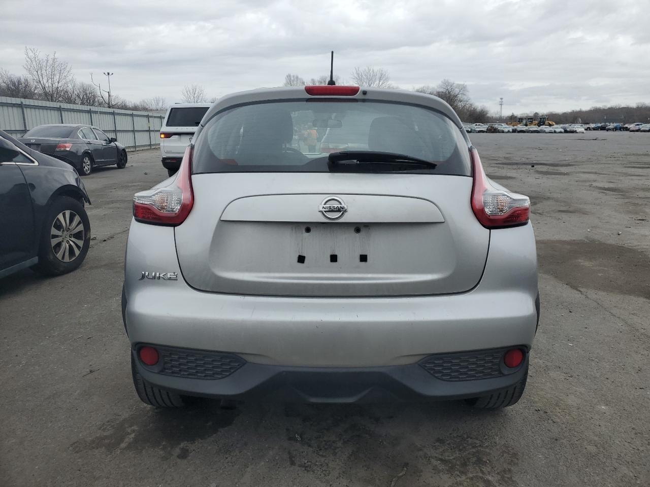 2017 NISSAN JUKE S - Фото 6
