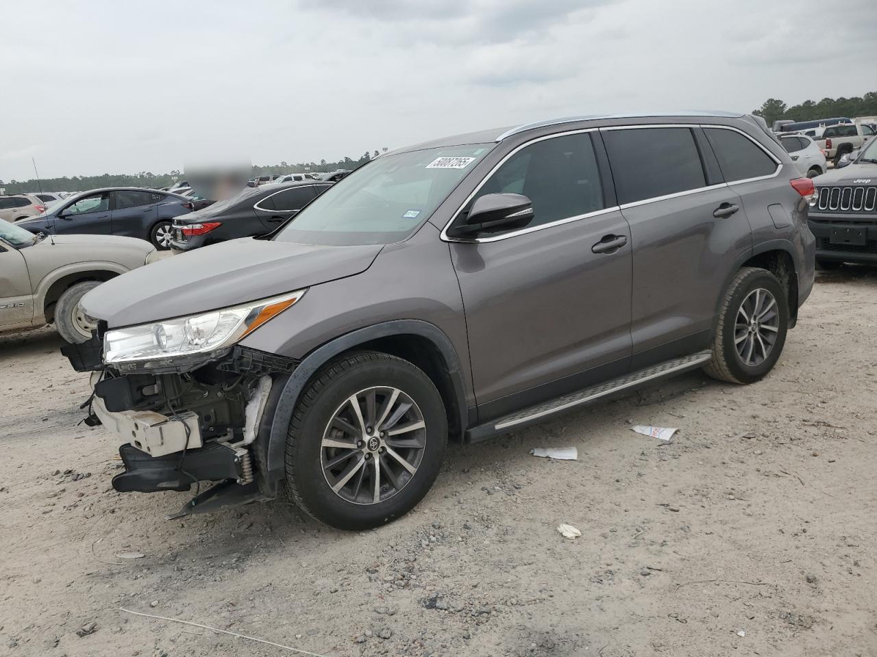 2019 TOYOTA HIGHLANDER