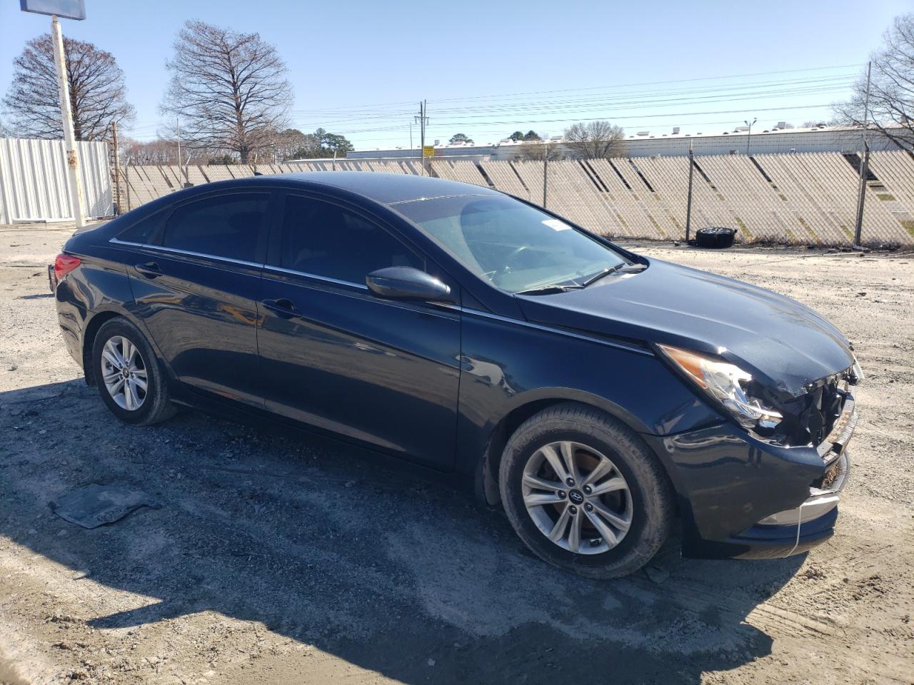 2013 HYUNDAI SONATA GLS - Image 4
