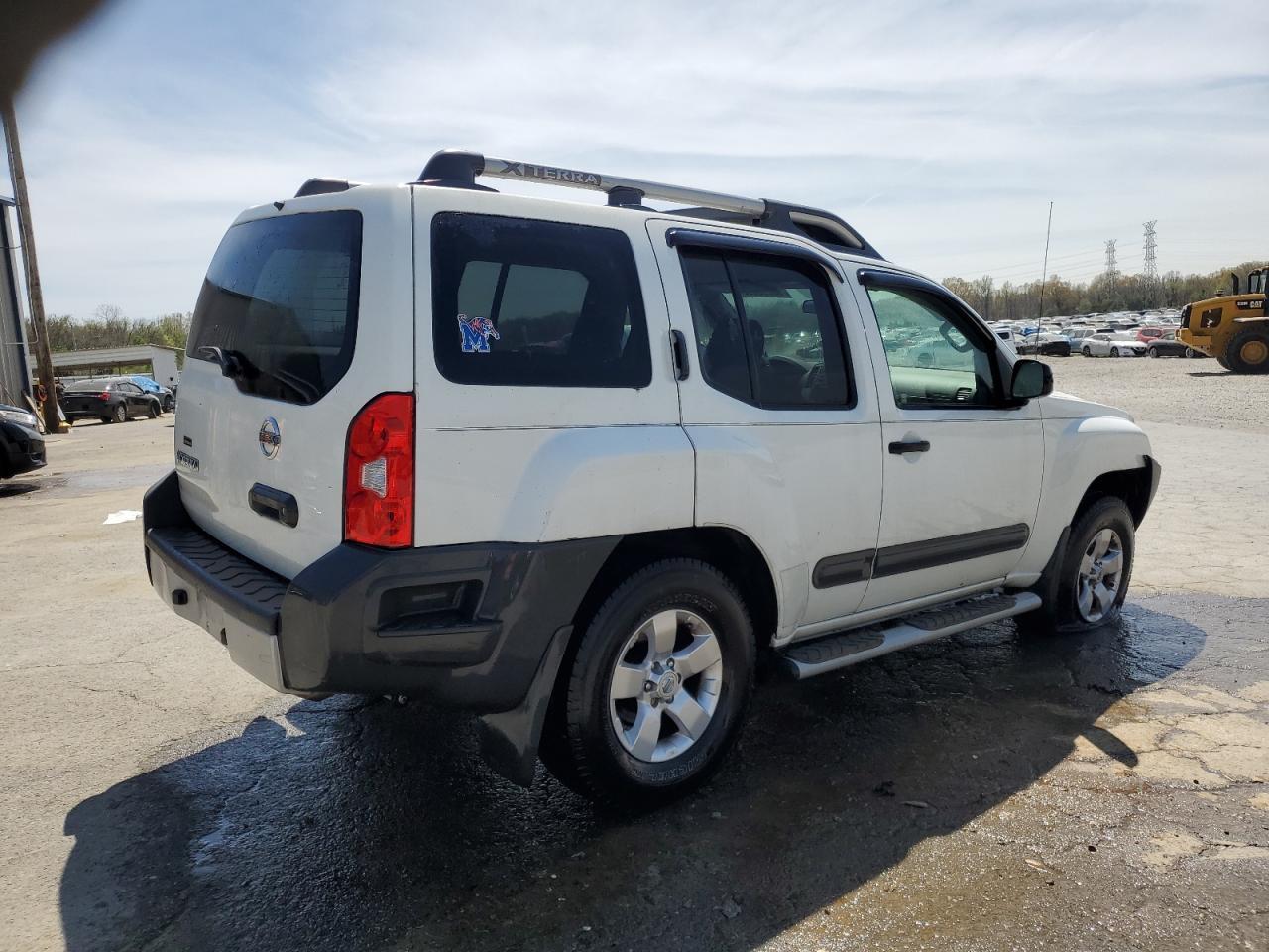 2013 NISSAN XTERRA X - Фото 3