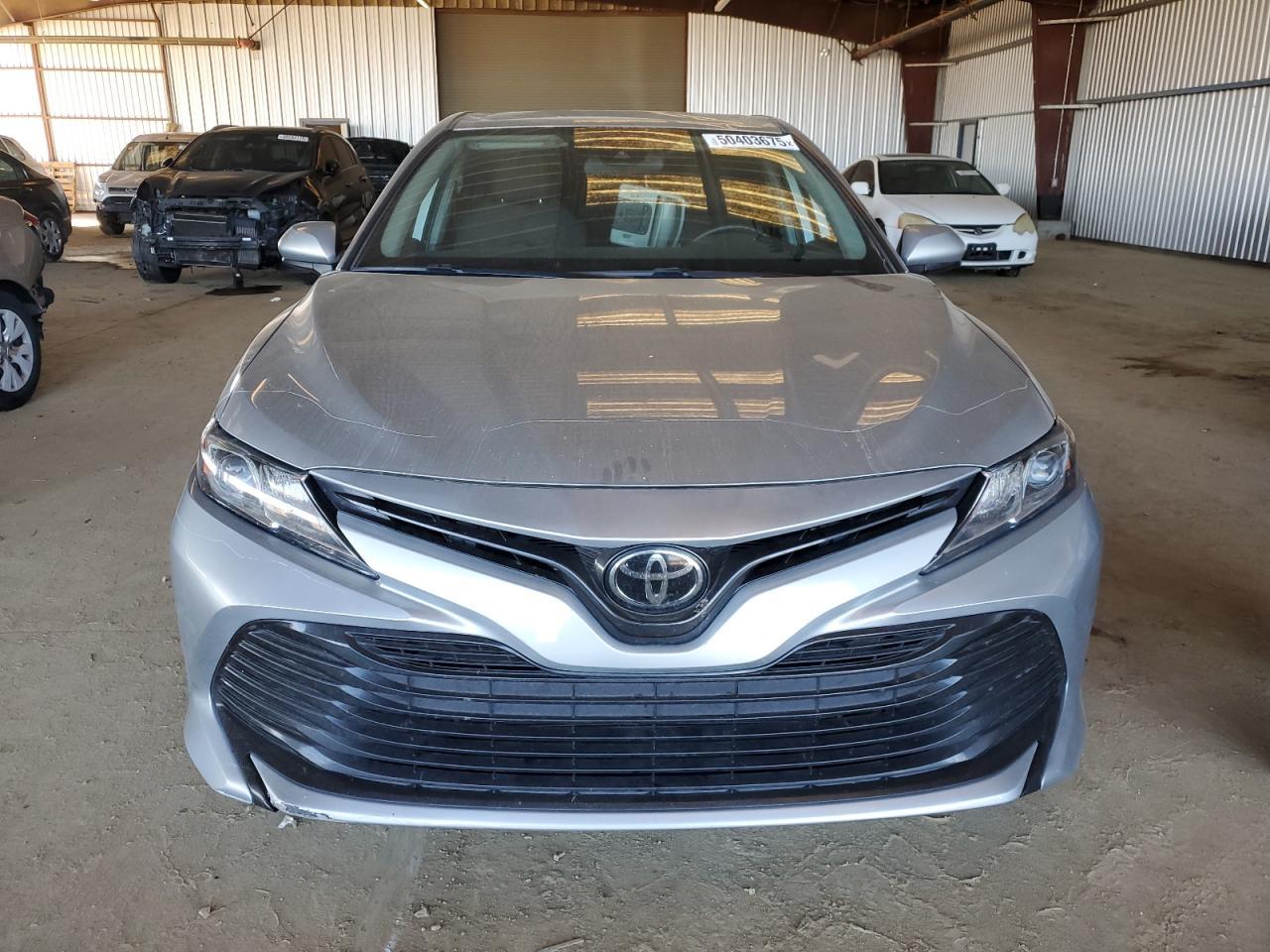 2020 TOYOTA CAMRY LE - Фото 5