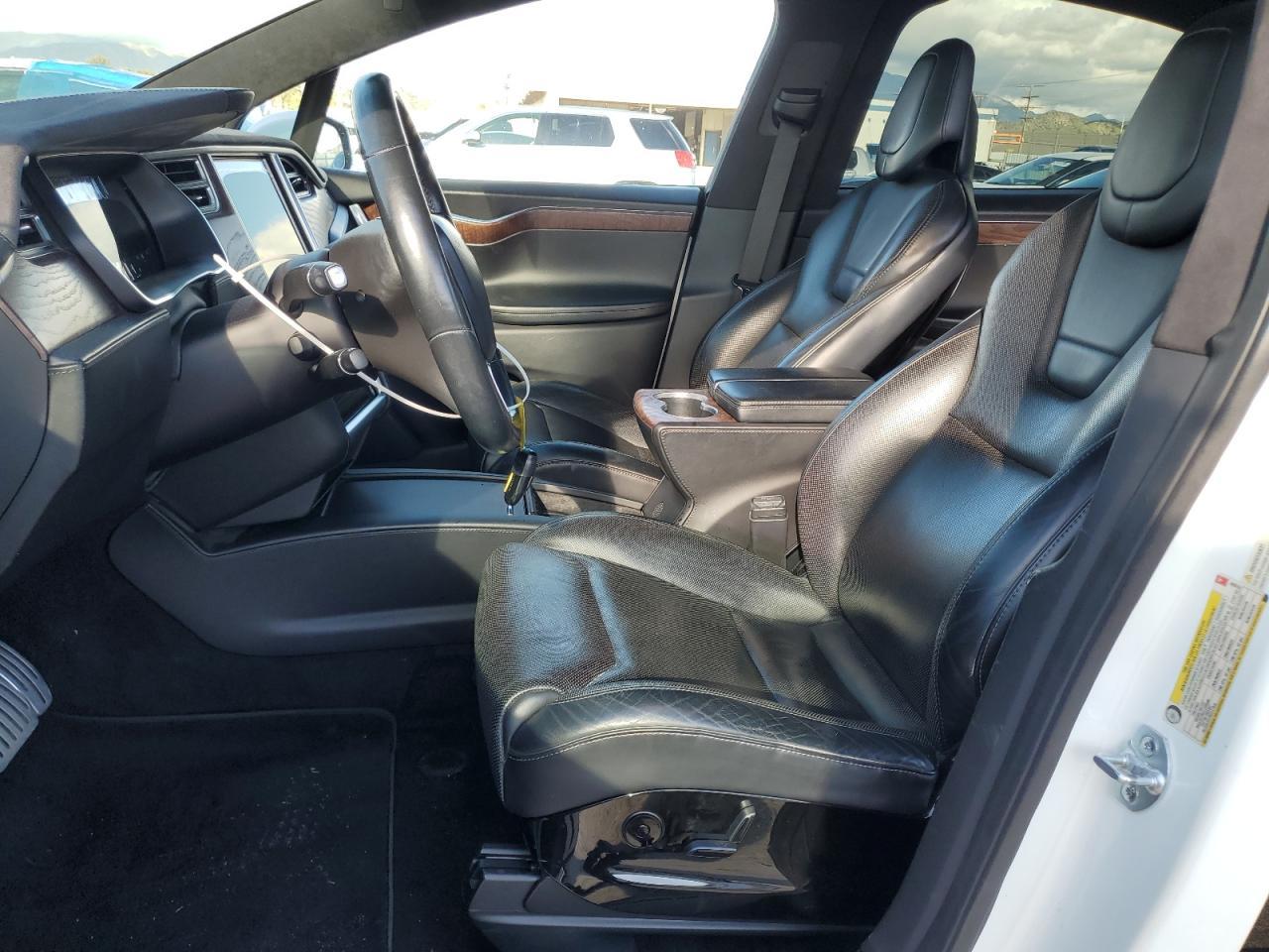 2016 TESLA MODEL X - Фото 7