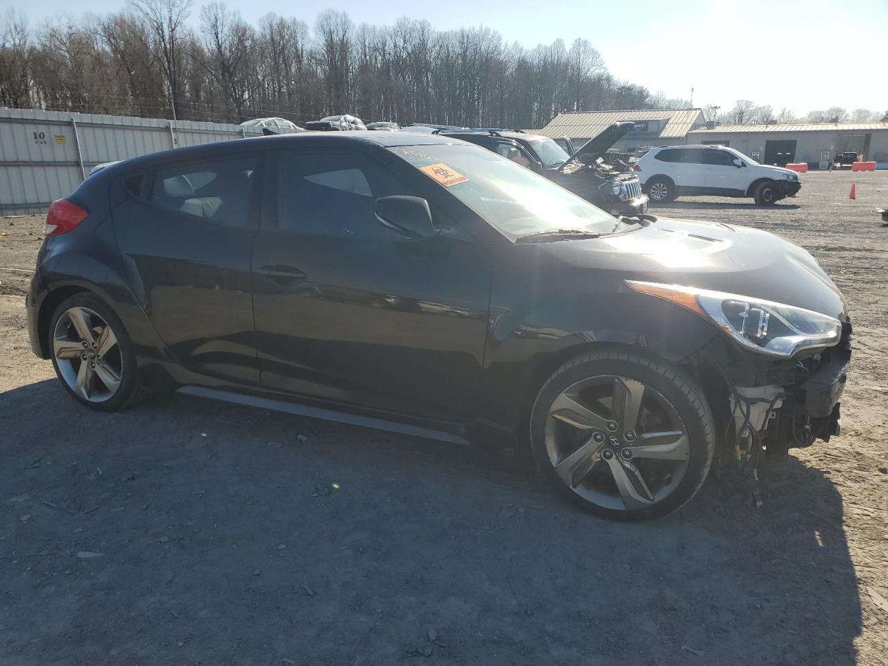 2013 HYUNDAI VELOSTER T - Image 4