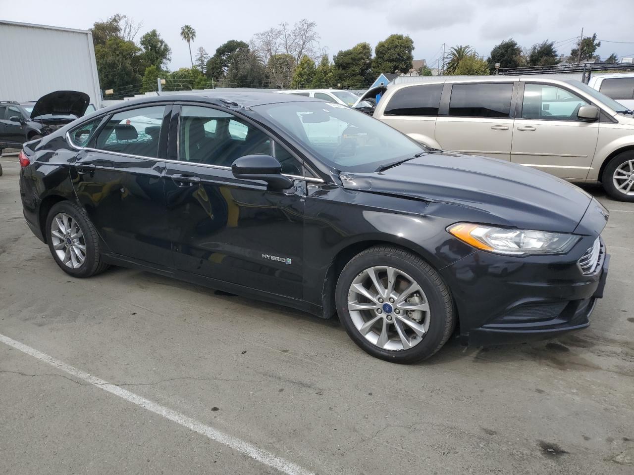 2017 FORD FUSION SE - Фото 4