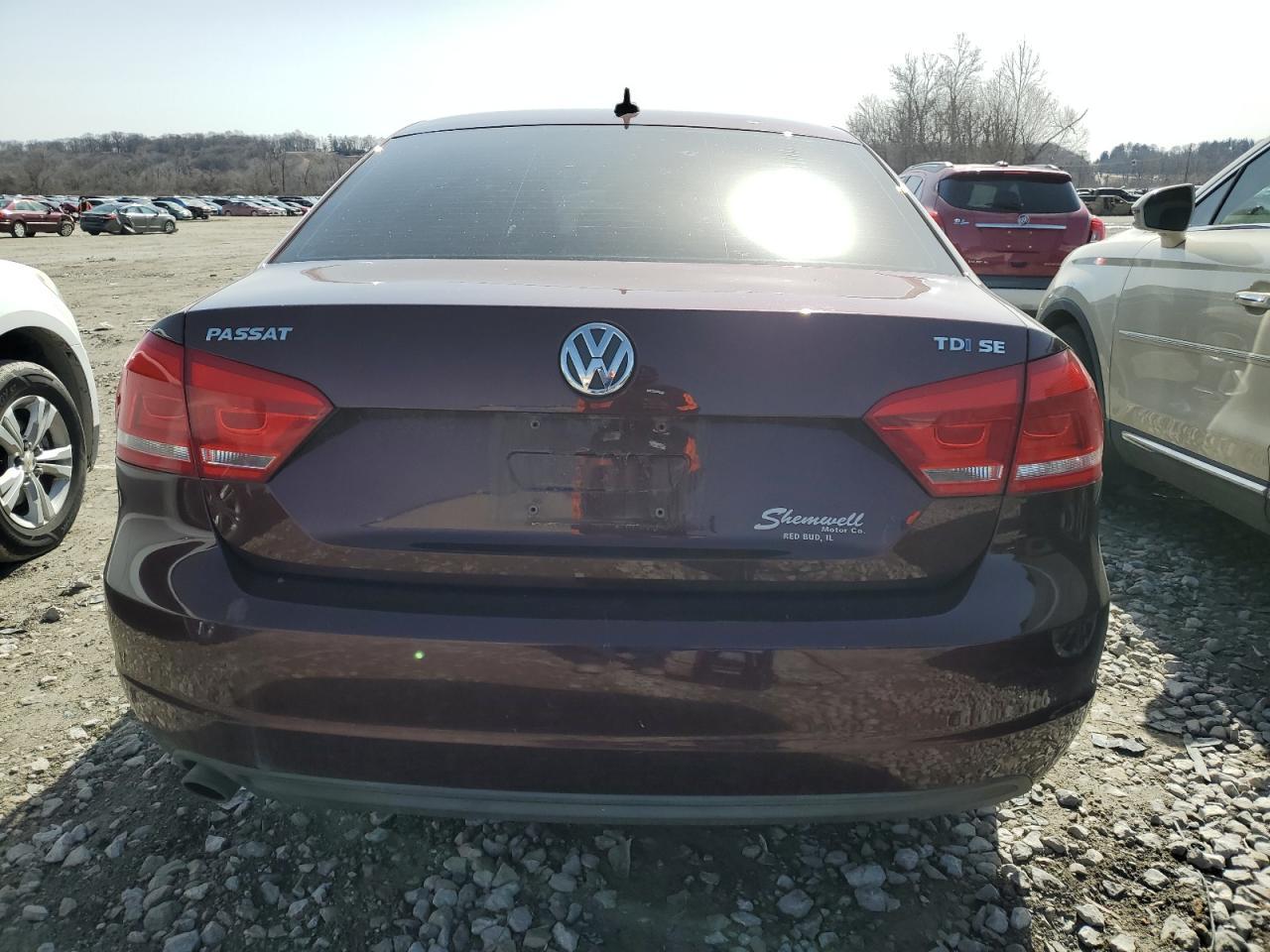 2013 VOLKSWAGEN PASSAT SE - Image 6