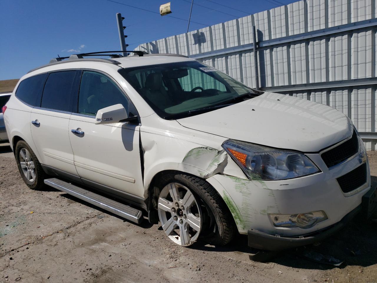 2012 CHEVROLET TRAVERSE L - Image 4