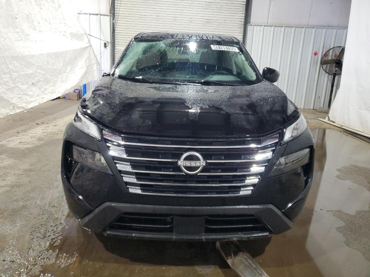 2024 NISSAN ROGUE SV - Image 5