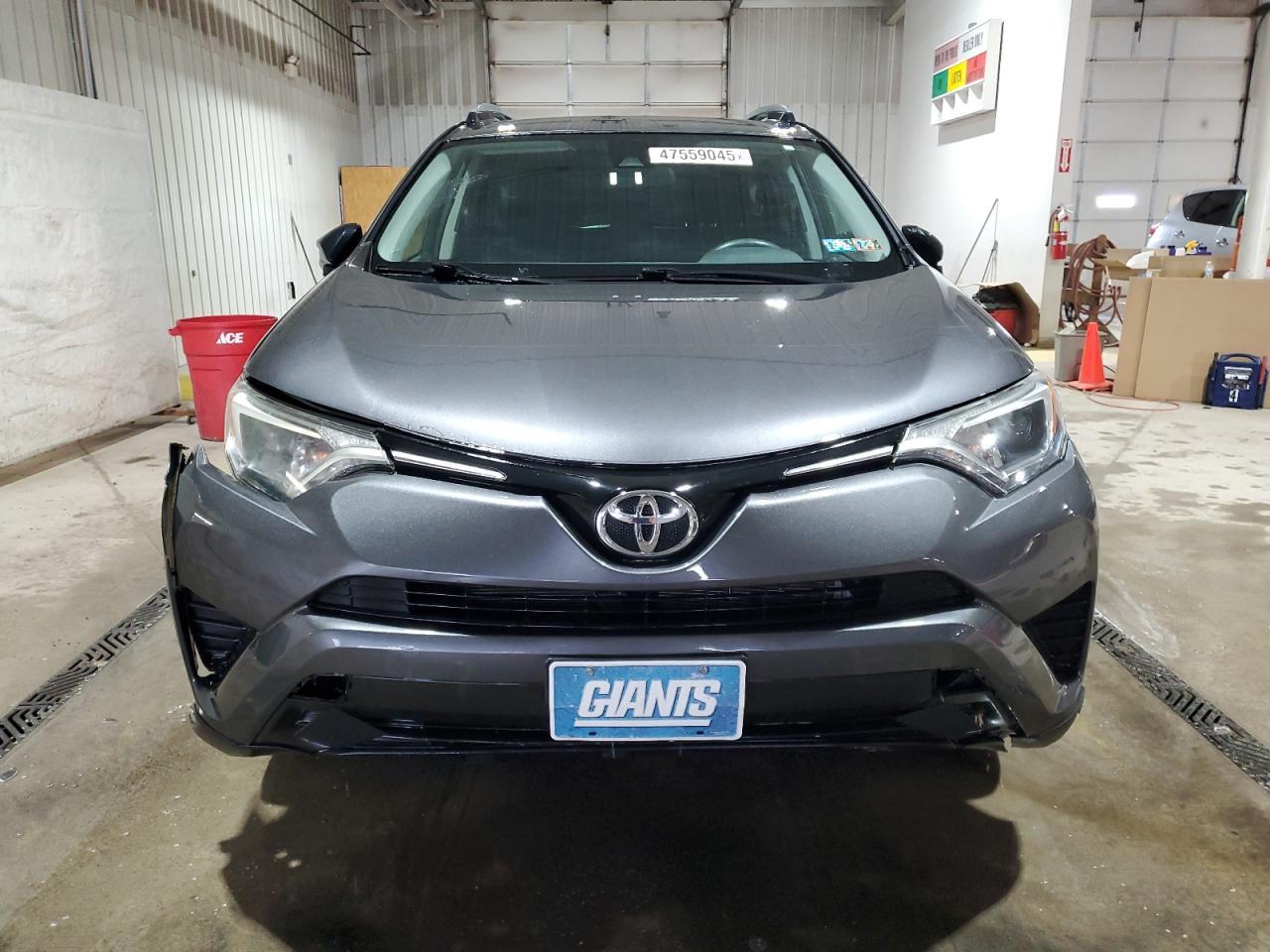 2017 TOYOTA RAV4 LE - Image 5