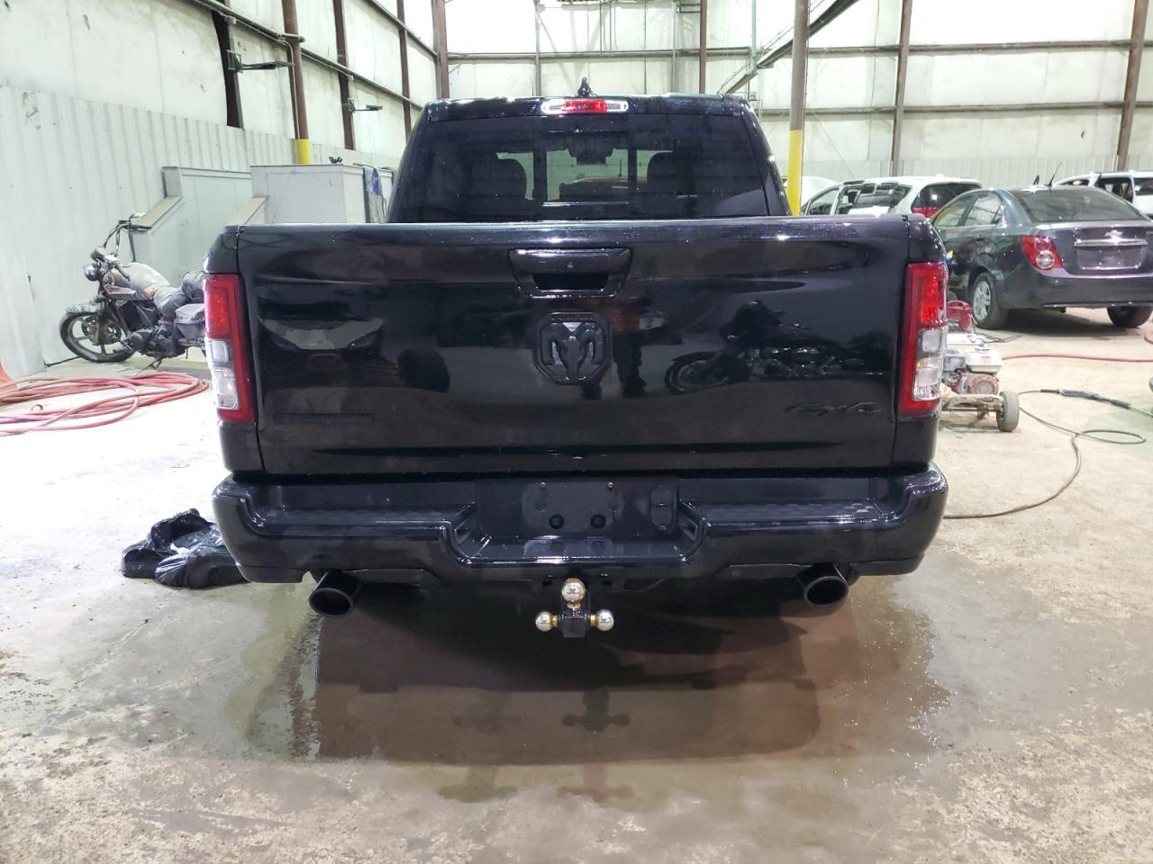 2019 RAM 1500 BIG H - Фото 6