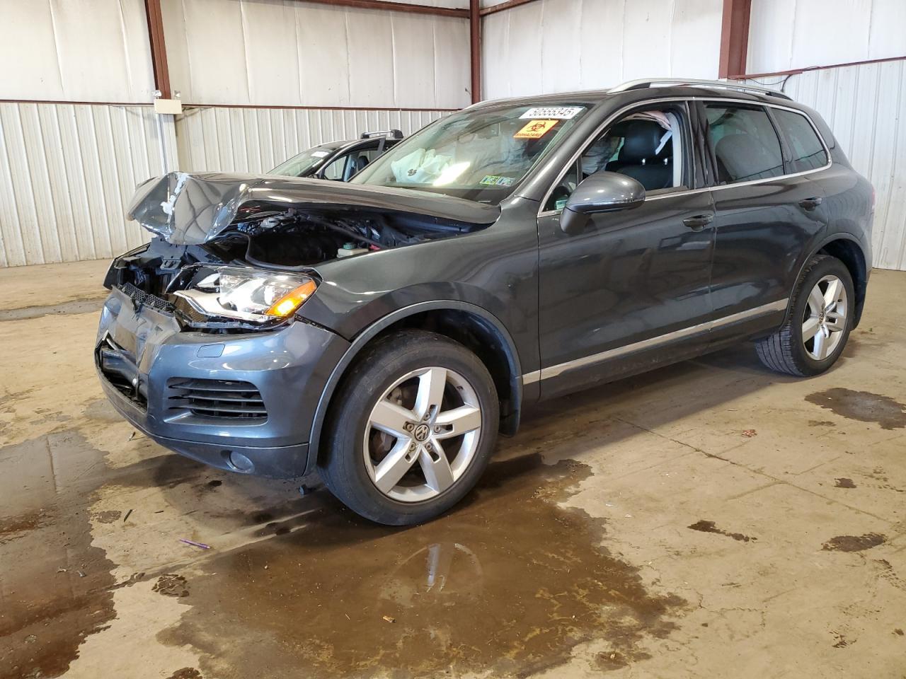 2014 VOLKSWAGEN TOUAREG V6