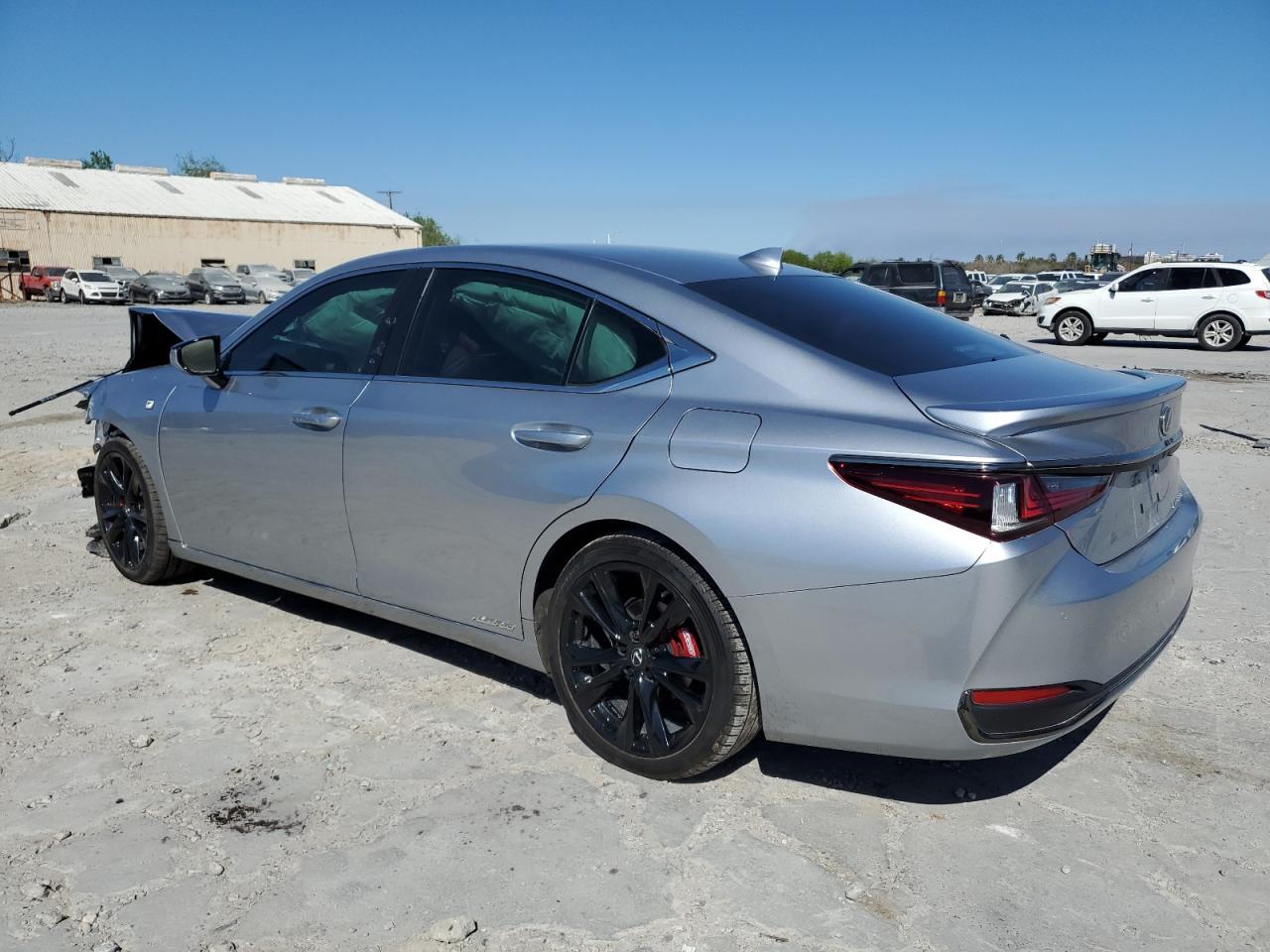 2022 LEXUS ES 300H BA - Фото 2