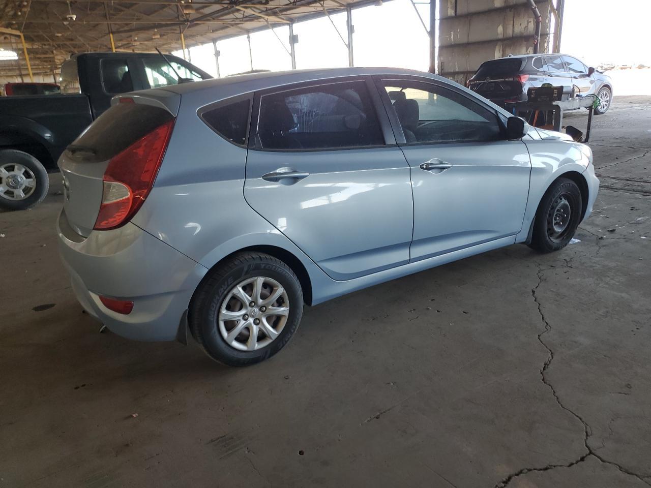 2012 HYUNDAI ACCENT GLS - Фото 3