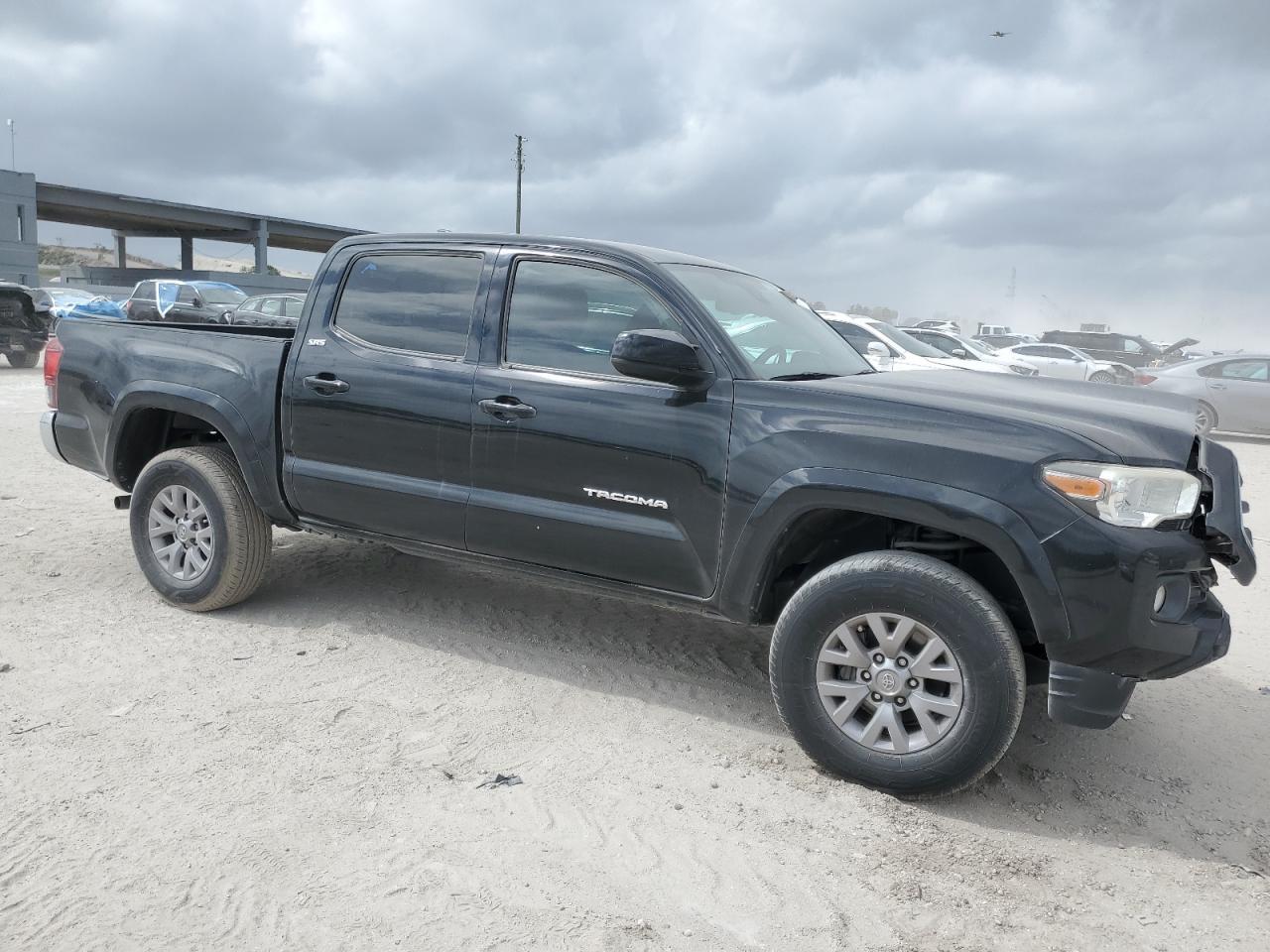 2019 TOYOTA TACOMA DOU - Фото 4