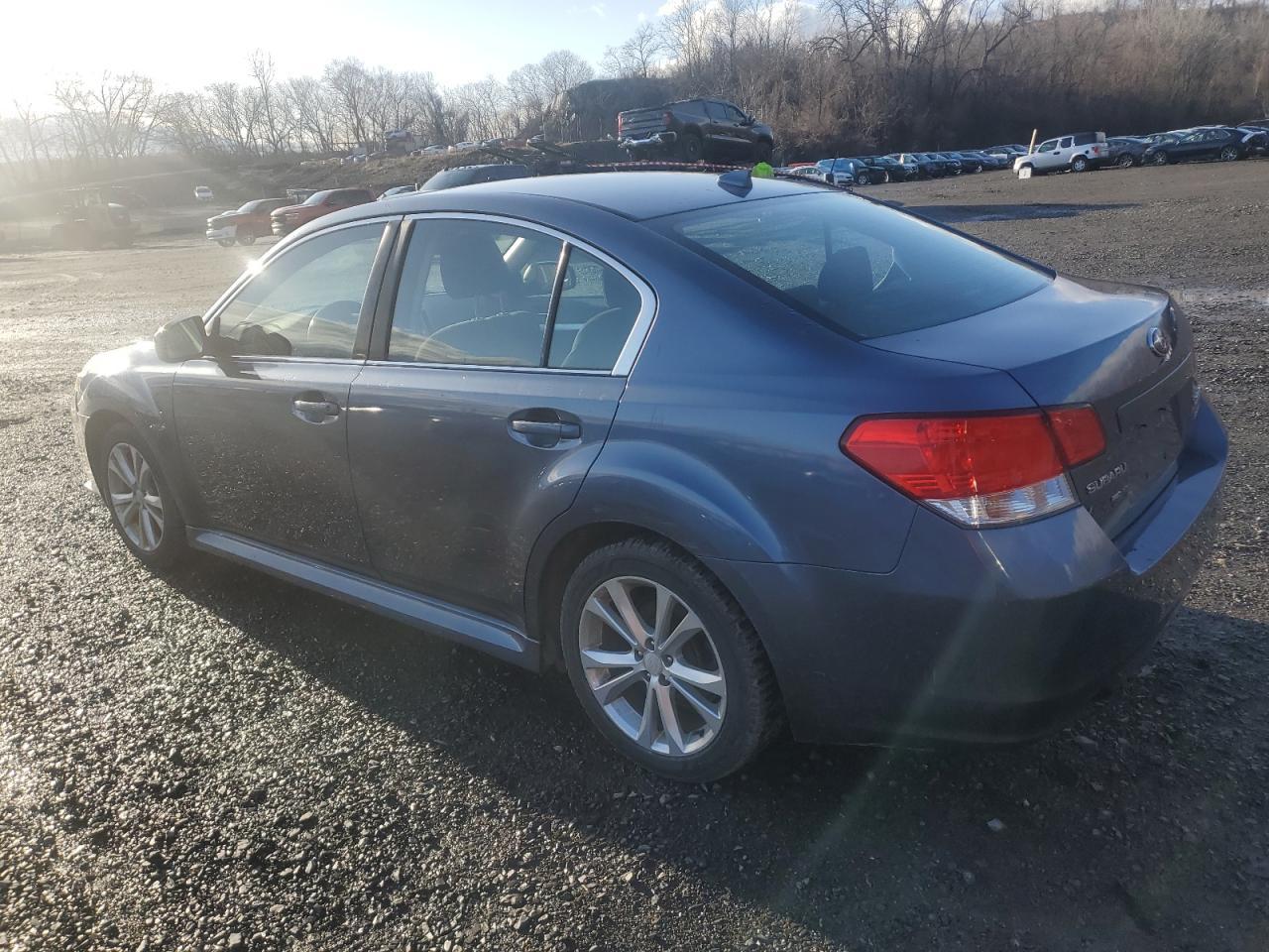 2014 SUBARU LEGACY 2.5 - Image 2
