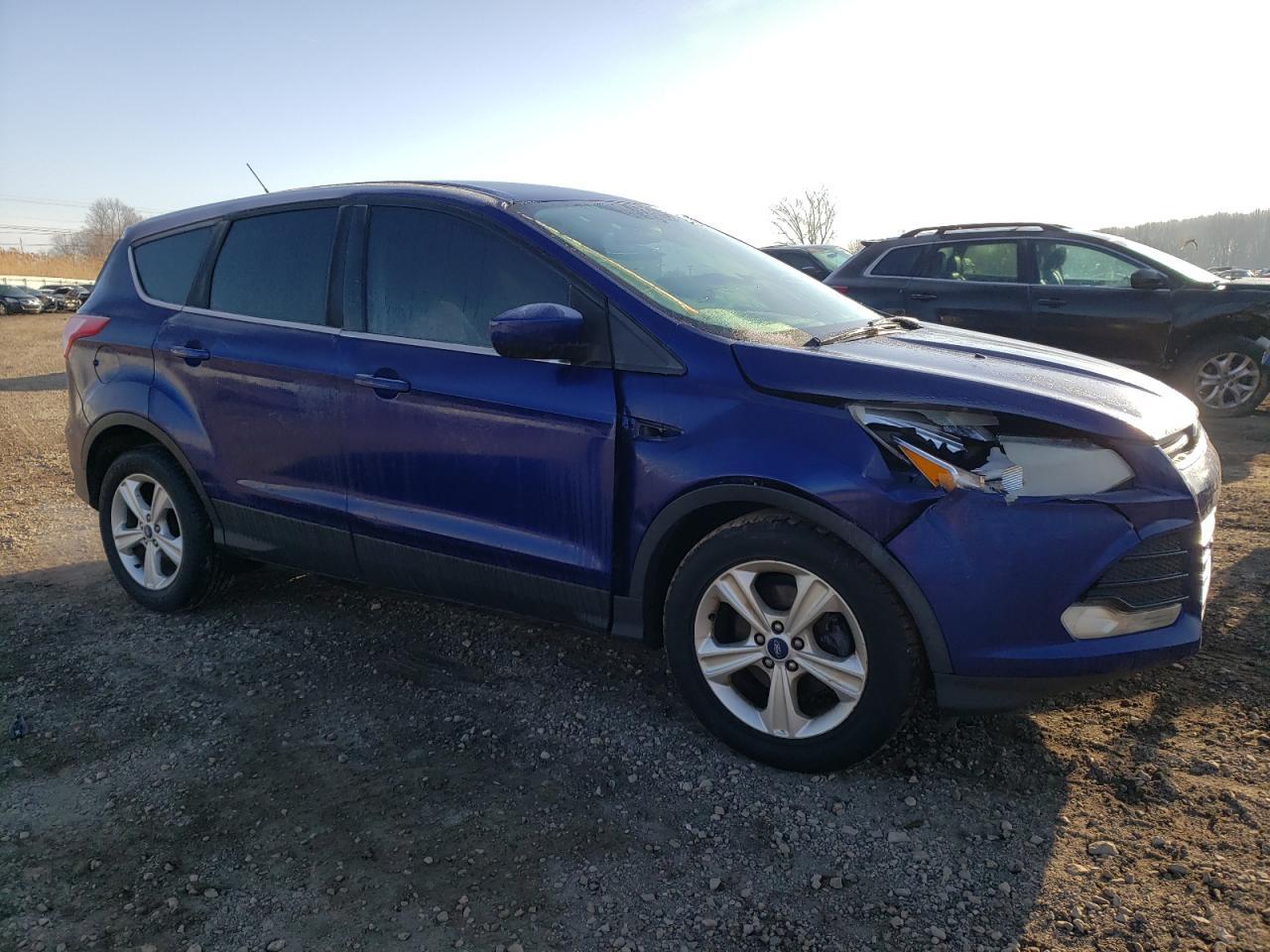 2015 FORD ESCAPE SE - Image 4