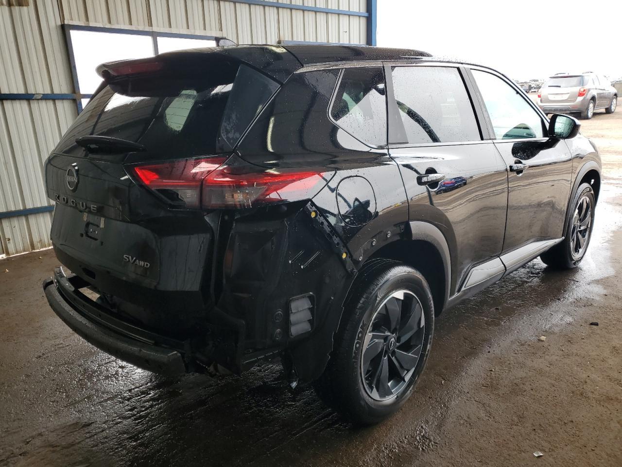 2024 NISSAN ROGUE SV - Image 3