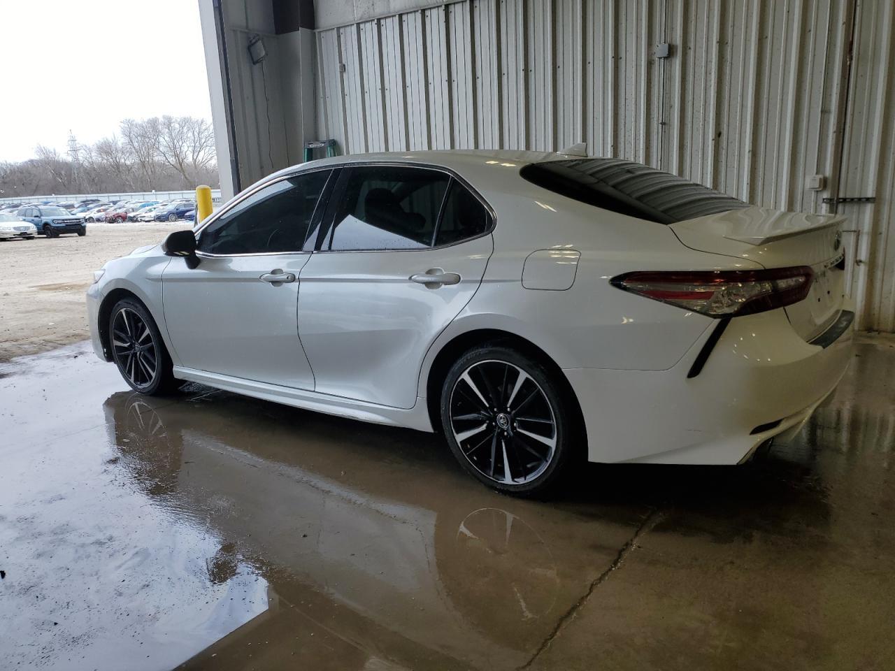 2019 TOYOTA CAMRY XSE - Image 2