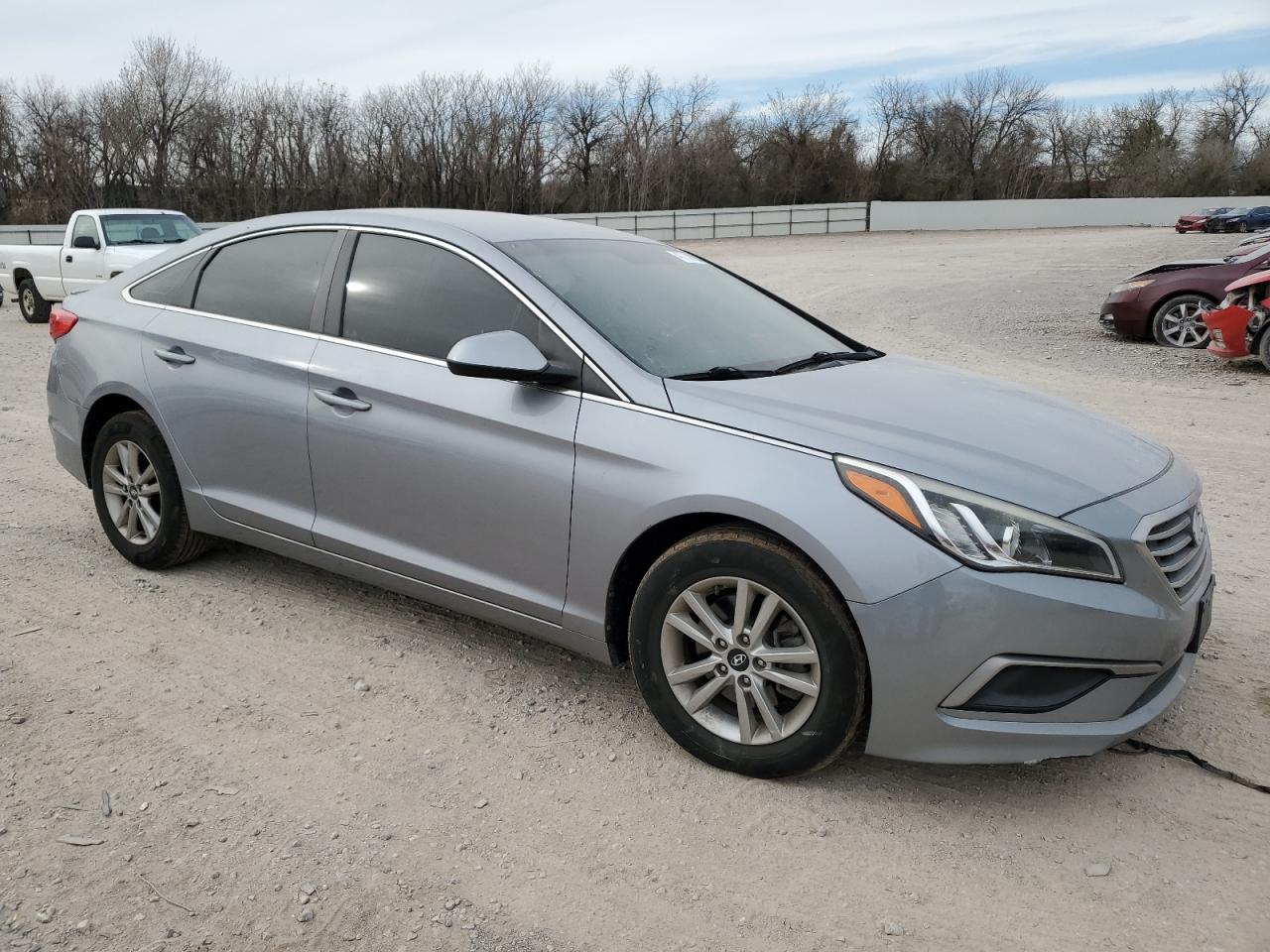 2017 HYUNDAI SONATA SE - Фото 4