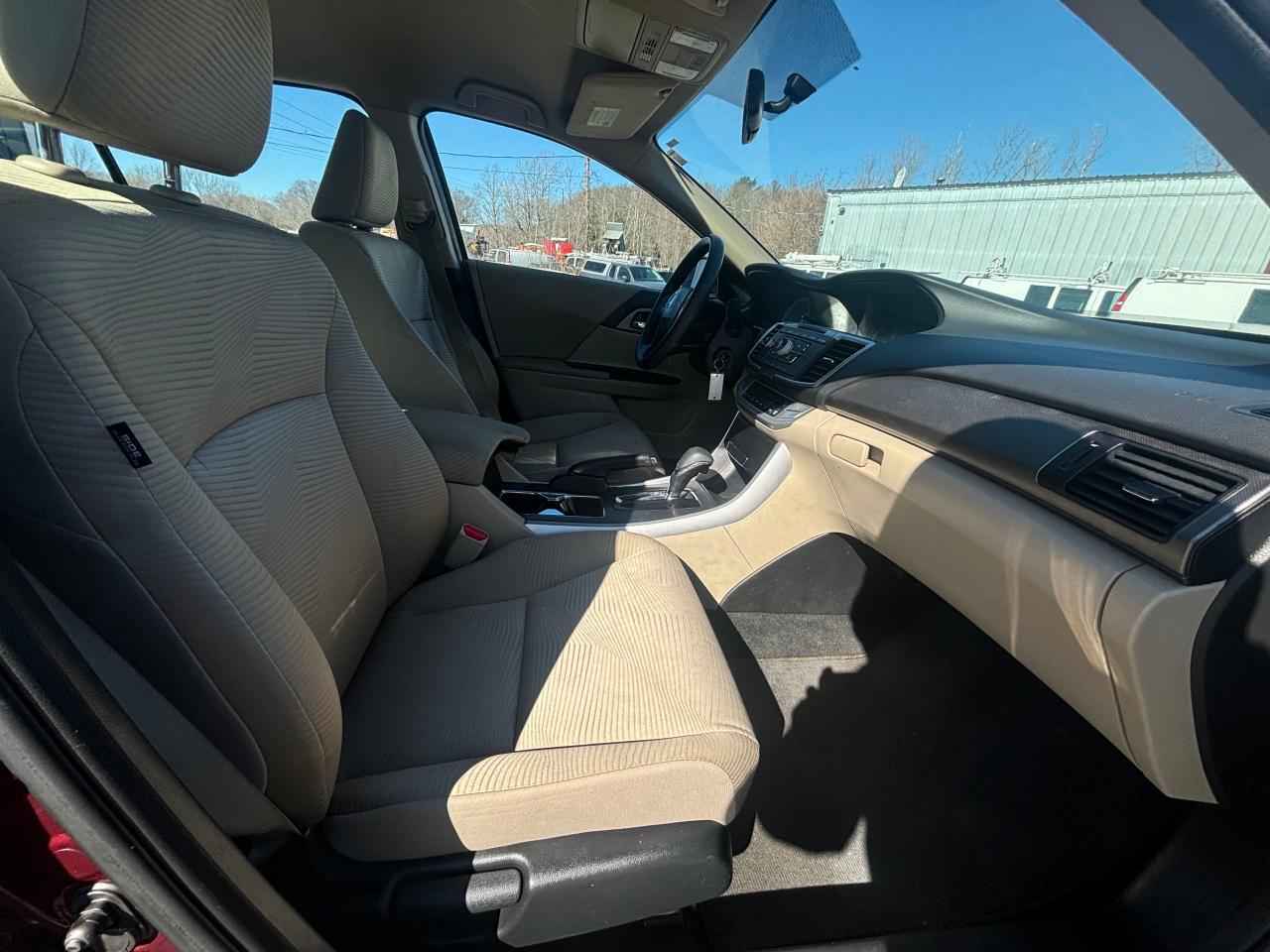 2014 HONDA ACCORD LX - Image 5