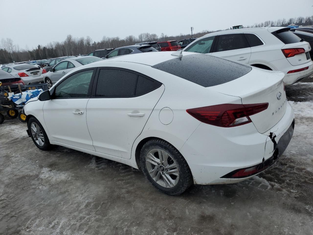 2019 HYUNDAI ELANTRA SE - Фото 2