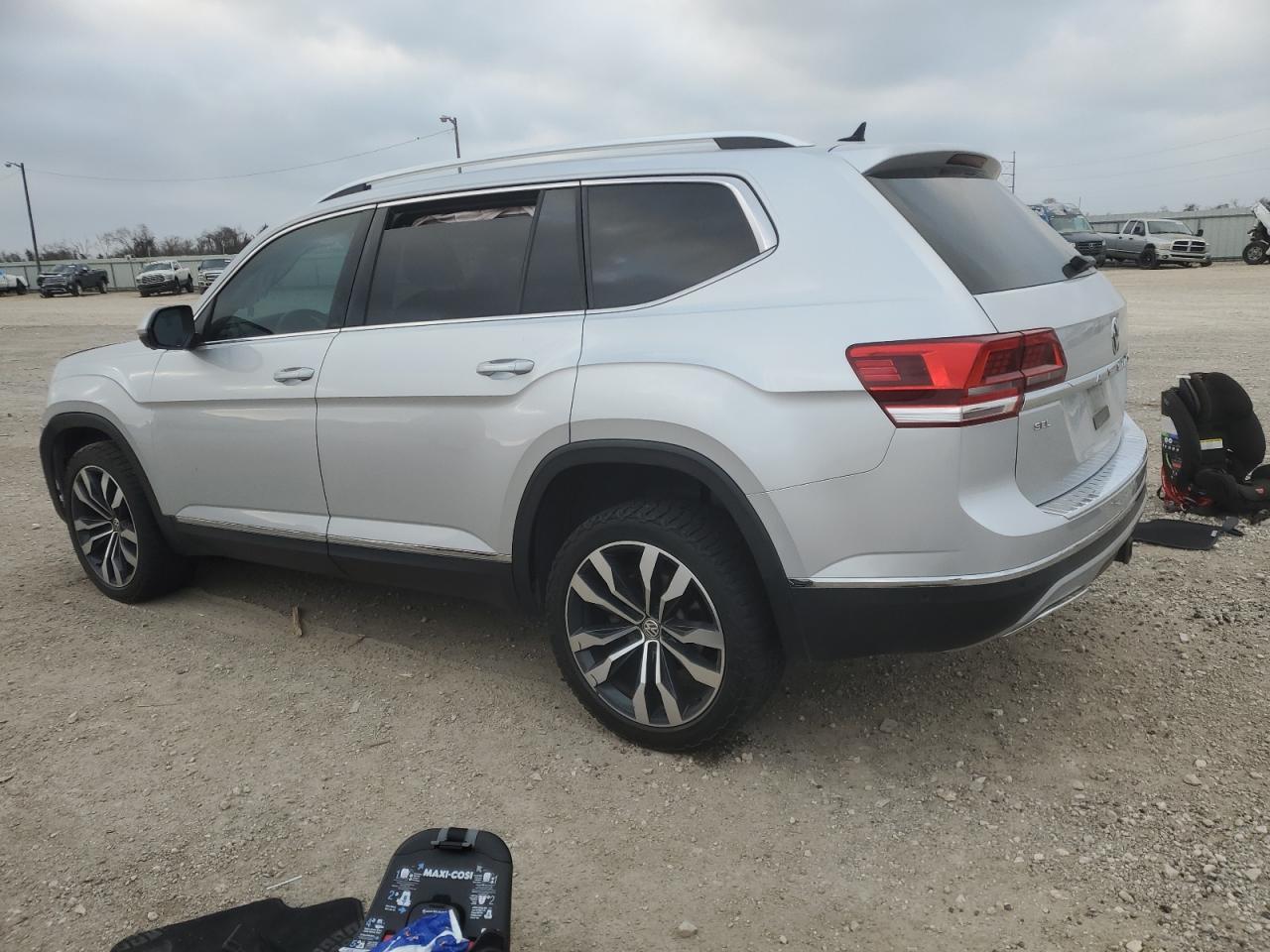 2019 VOLKSWAGEN ATLAS SEL - Фото 2
