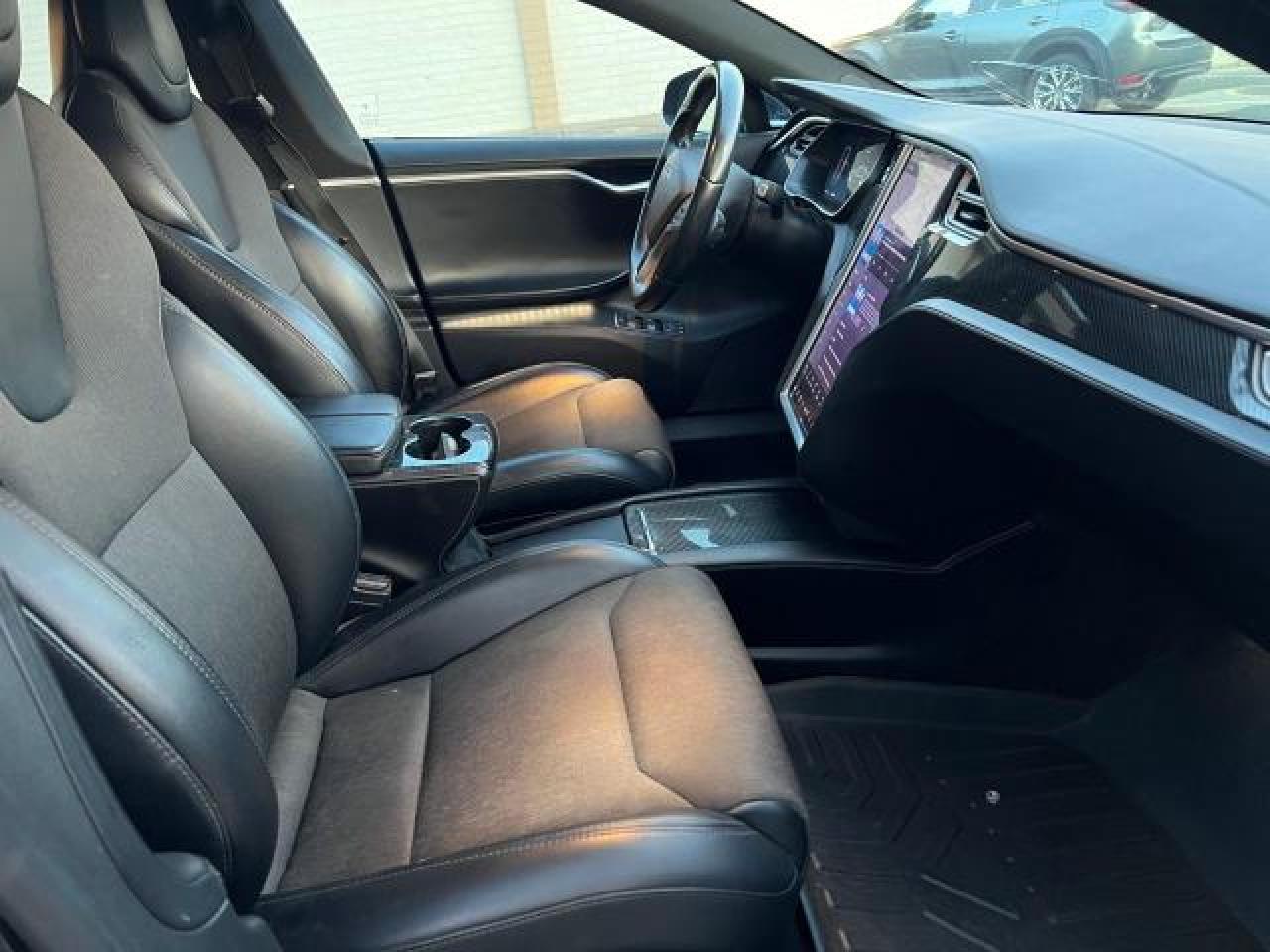 2017 TESLA MODEL S - Image 5