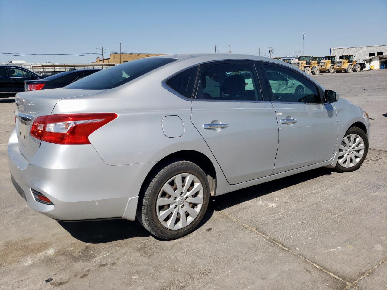 2016 NISSAN SENTRA S - Фото 3