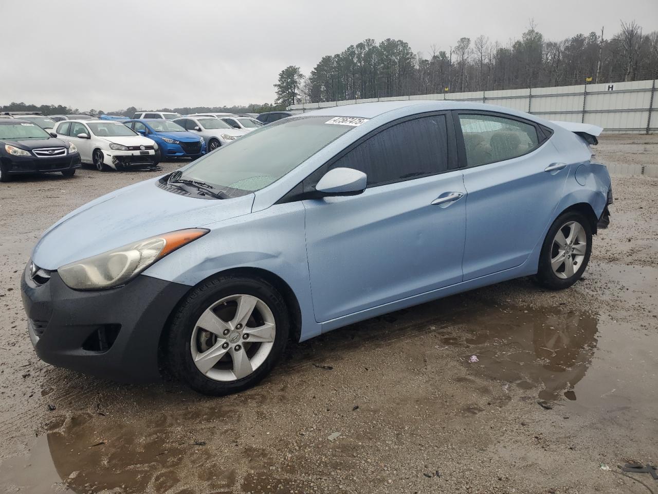2013 HYUNDAI ELANTRA GL
