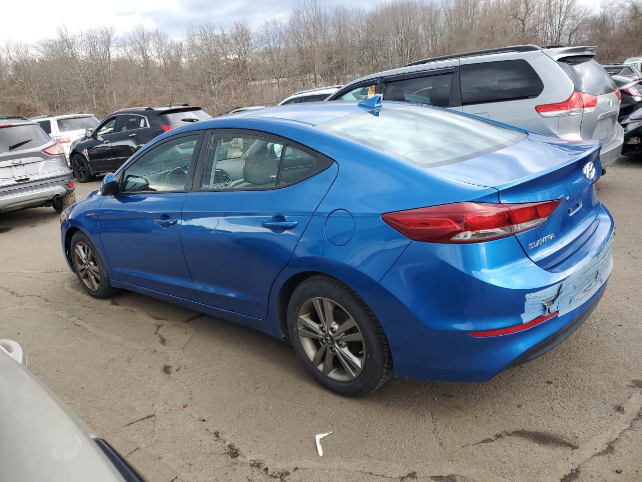2018 HYUNDAI ELANTRA SE - Image 2
